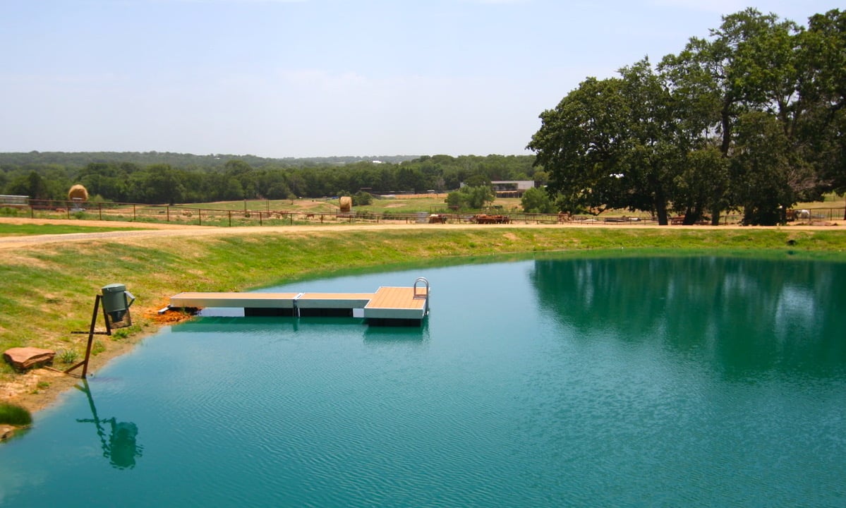 Dyed-Pond-with-T-dock