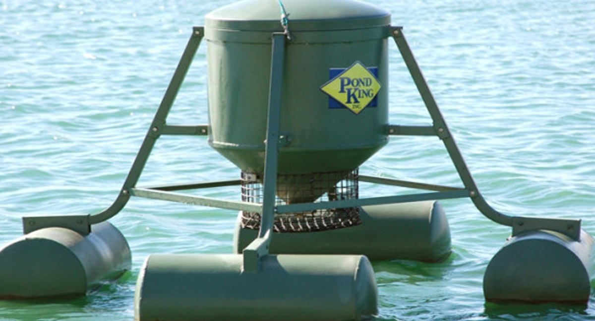 The Best Fish Feeders for Ponds and Lakes made by Pond King