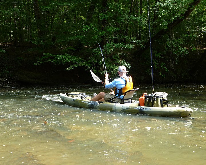 Kayak-fishing-river