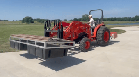 Tractor unloading dock kit
